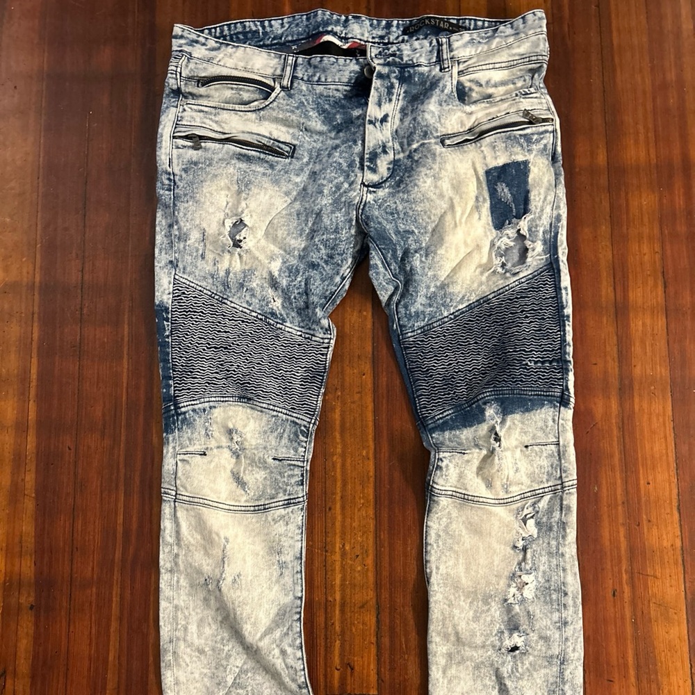 Men's Distressed Blue Jeans